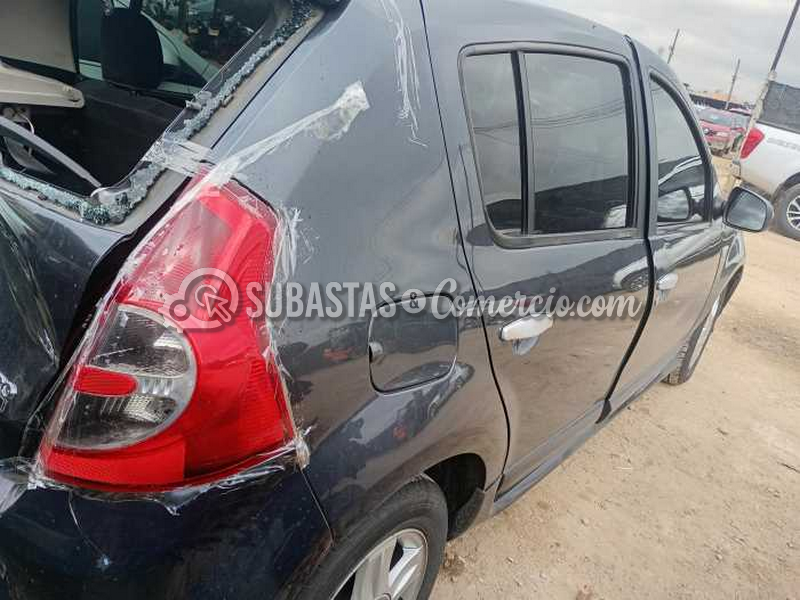 salvamento_renault_sandero__6_.png