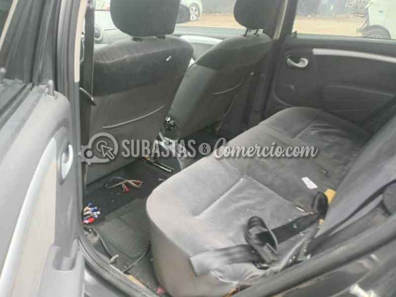 salvamento_renault_sandero__24_.png