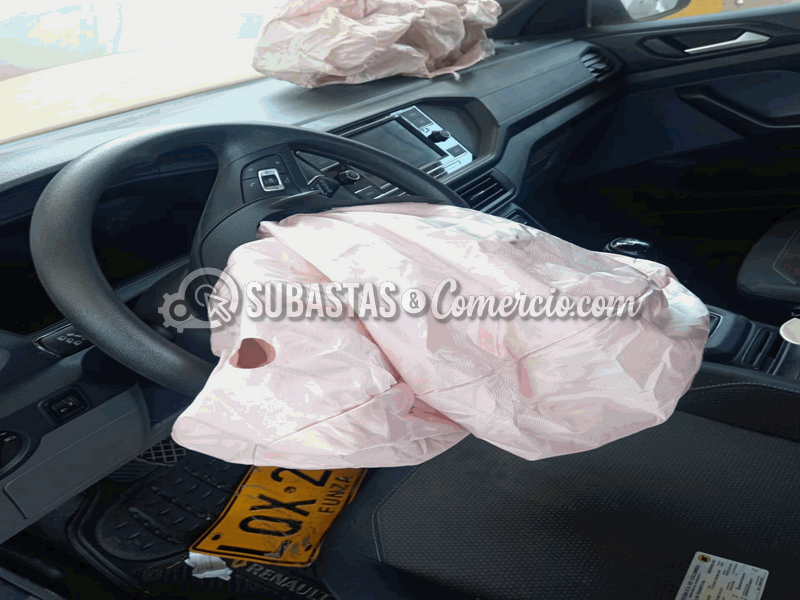 salvamento_volkswagen_t-cross_trendline_sense_170_tsi_mt__24_.png