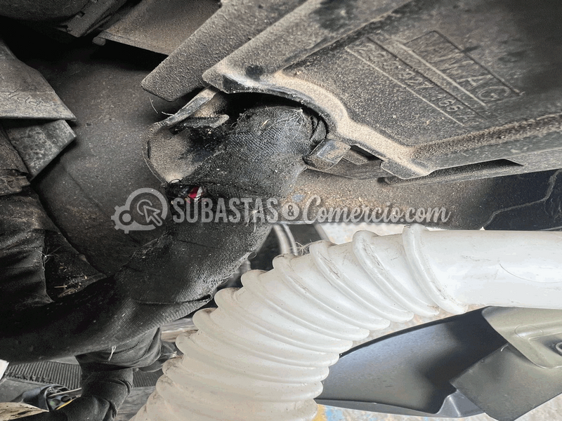 salvamento_volkswagen_t-cross_trendline_sense_170_tsi_mt__29_.png