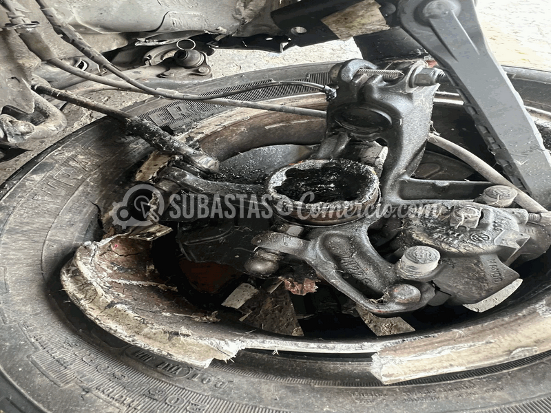 salvamento_volkswagen_t-cross_trendline_sense_170_tsi_mt__31_.png