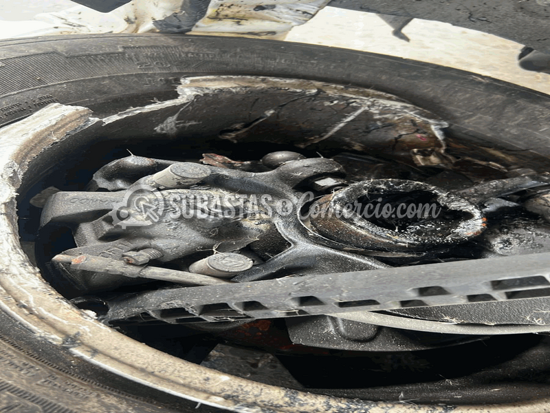 salvamento_volkswagen_t-cross_trendline_sense_170_tsi_mt__39_.png