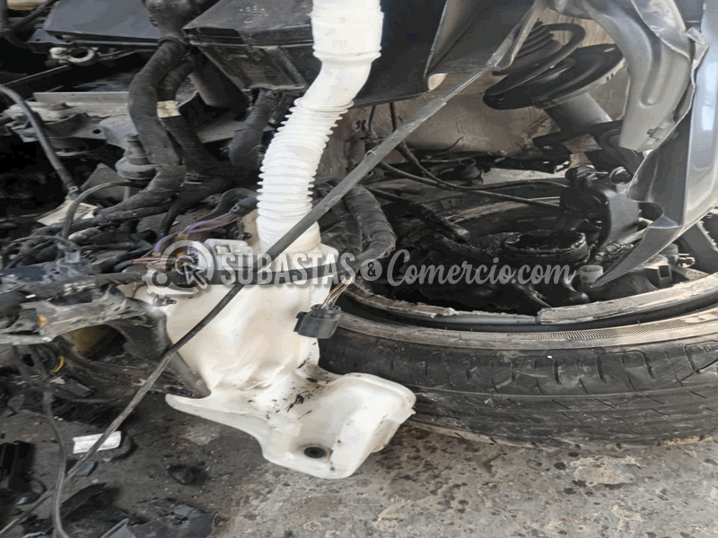 salvamento_volkswagen_t-cross_trendline_sense_170_tsi_mt__62_.png