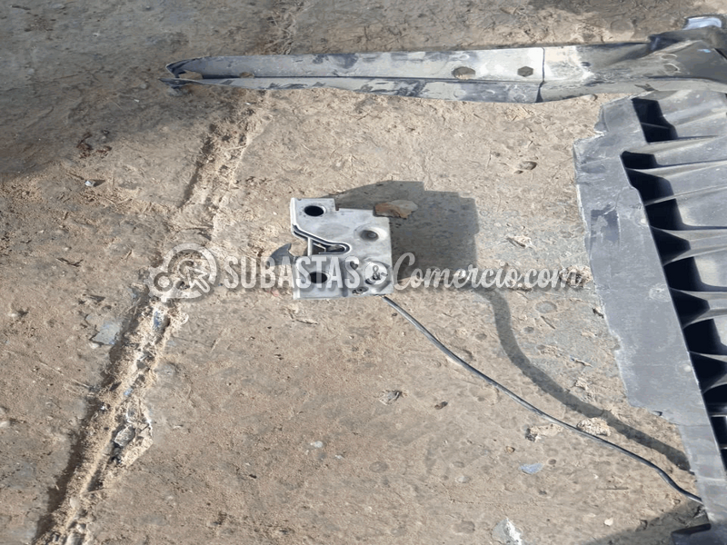 salvamento_volkswagen_t-cross_trendline_sense_170_tsi_mt__77_.png