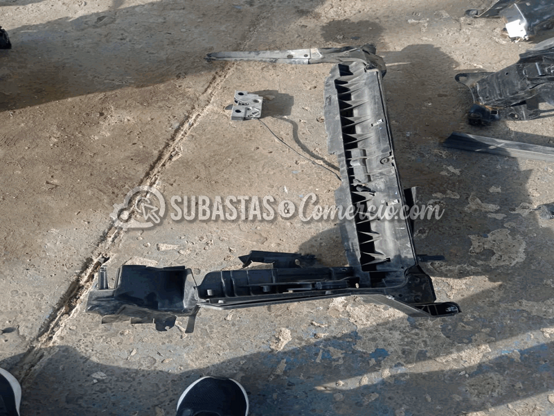 salvamento_volkswagen_t-cross_trendline_sense_170_tsi_mt__79_.png