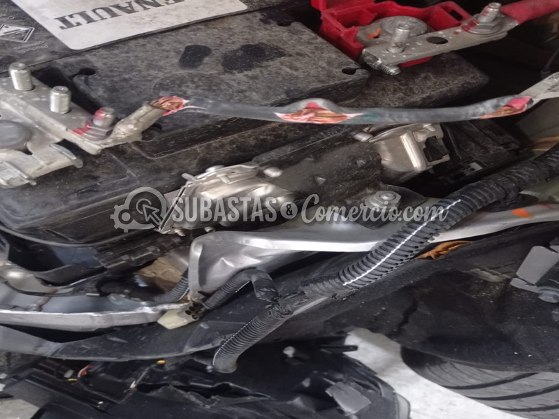 salvamento_renault_kwid_outsider_-_2024_-_005__7_.png