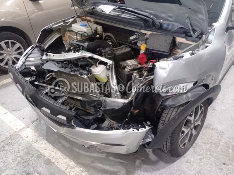 salvamento_renault_kwid_outsider_-_2024_-_005__15_.png