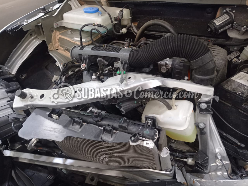 salvamento_renault_kwid_outsider_-_2024_-_005__25_.png