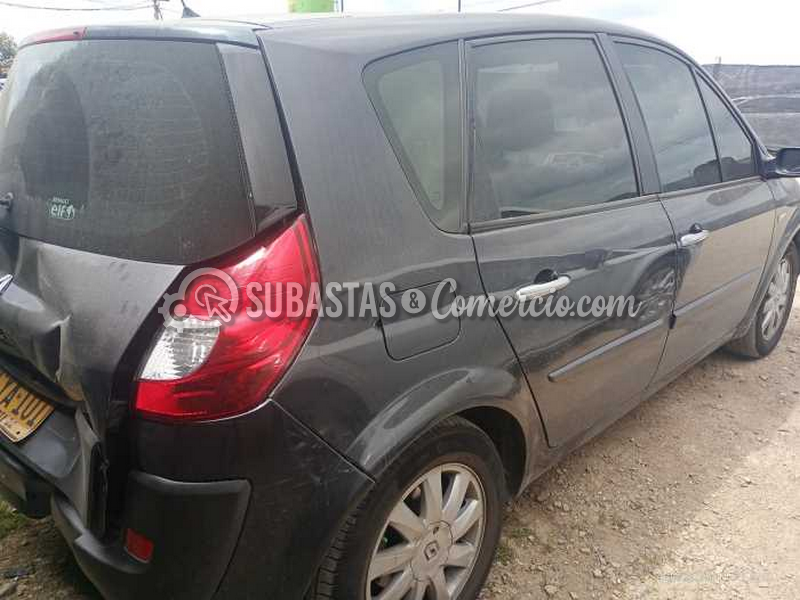 salvamento_renault_scenic_ii__4_.png