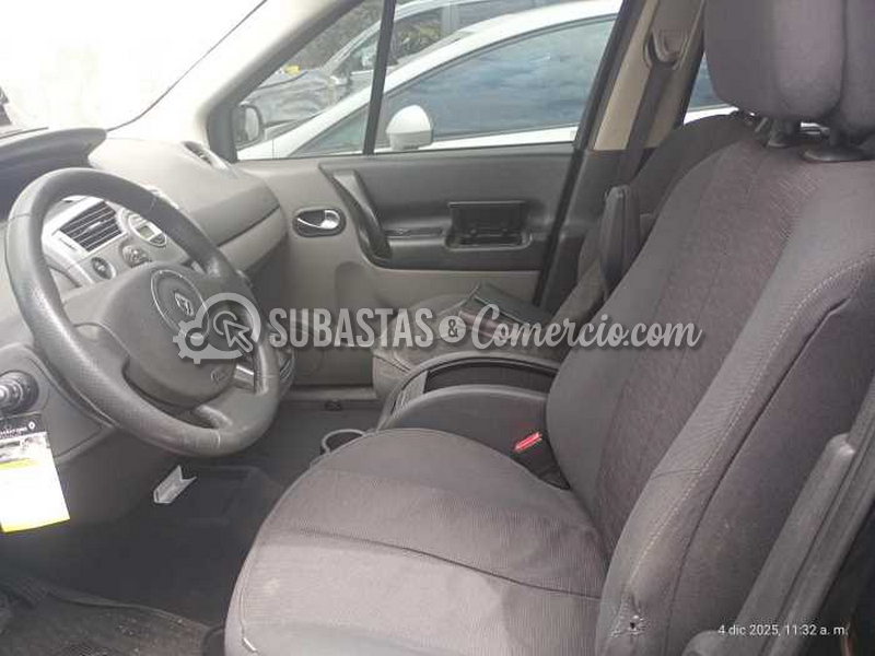 salvamento_renault_scenic_ii__13_.png