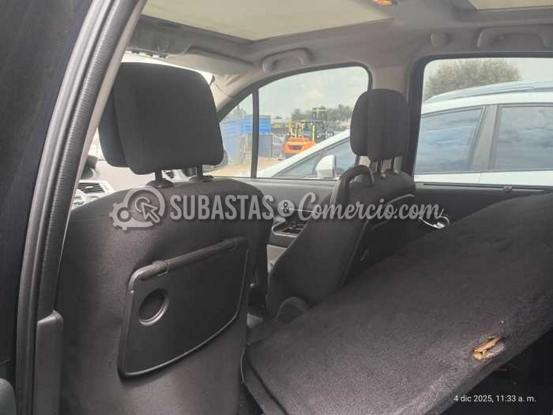 salvamento_renault_scenic_ii__18_.png