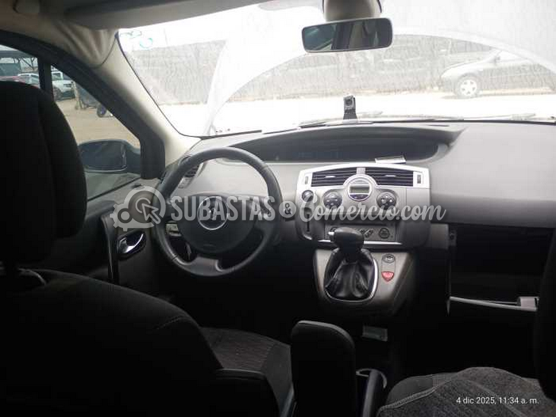 salvamento_renault_scenic_ii__28_.png