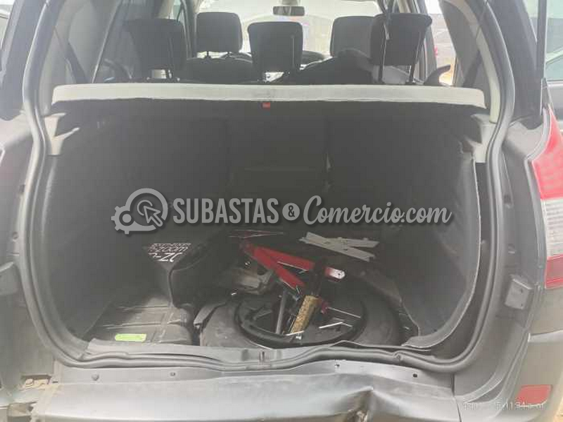 salvamento_renault_scenic_ii__29_.png