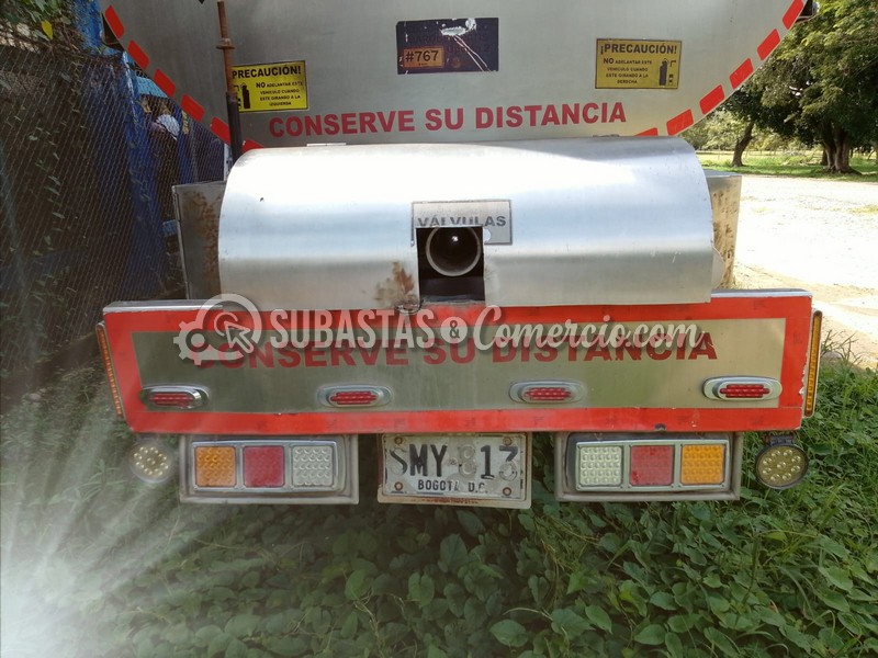 cami__n_cisterna_nissan_ud_-_2008_-_sin_cupo_-_para_aprovechamiento_de_piezas__2_.jpg