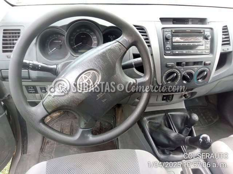 toyota_hilux_doble_cabina_para_reparaci__n_y_regrabaci__n_de_chasis__11_.png