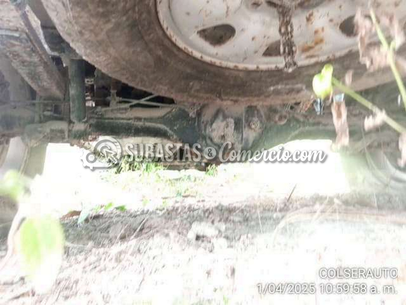 toyota_hilux_doble_cabina_para_reparaci__n_y_regrabaci__n_de_chasis__20_.png