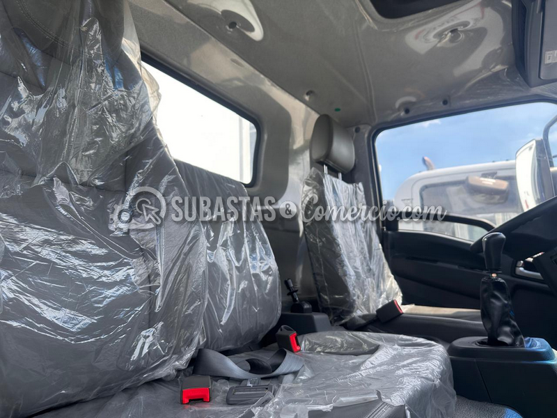 interior_cabina_tapizado_2.png